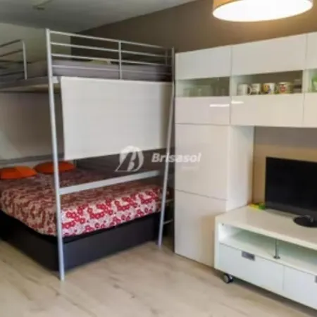 Apartment Holidays *